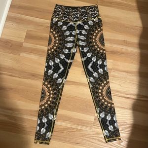 WOLVEN leggings